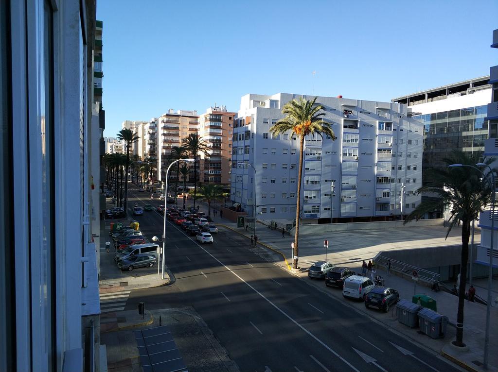 Brisas Playa 3 Banos Apartment Кадис Екстериор снимка